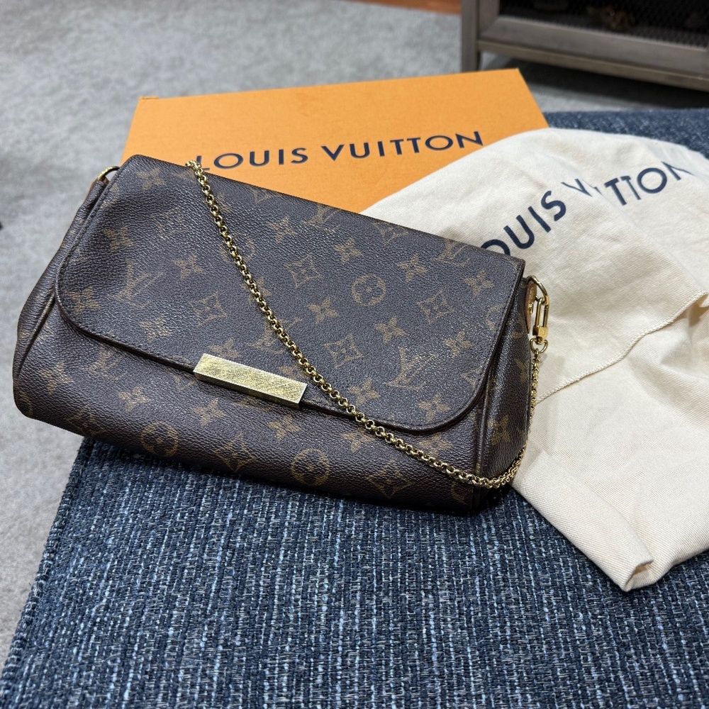 Louis Vuitton Monogram Favorite MM